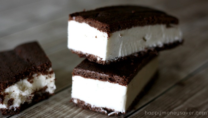 02/08/2020 · when the treats cool, place the ice cream mold on top of the silicone tray and spread ice cream over three baked goods. Homemade Ice Cream Sandwiches