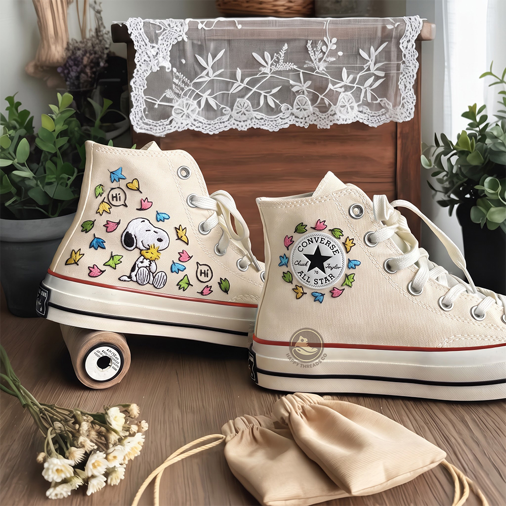 Snoopy Heartstopper Embroidered Converse, Custom Hand Embroidered Fall Snoopy Sneakers