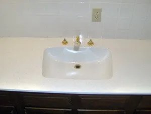 Austin bath tub refinisher in travis county tx 78725. Vanity Top Repair & Refinishing | Hard Tops of Wichita