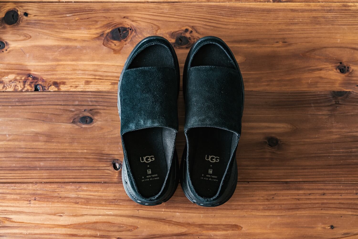 N. HOOLYWOOD × UGG のコラボサンダル「SLIDE」を購入しました