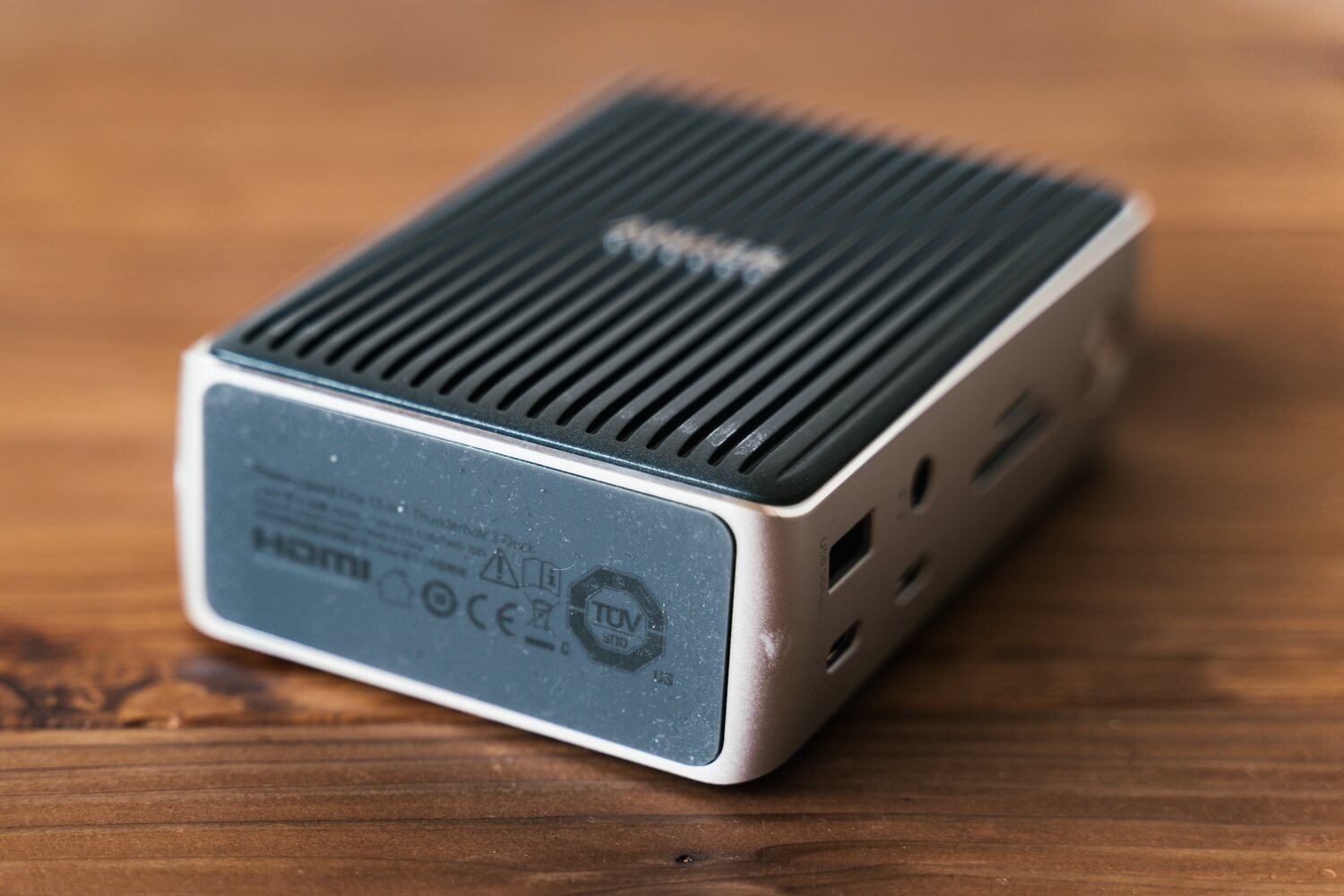 Anker PowerExpand Elite 13-in-1レビュー。Macをケーブル1本で