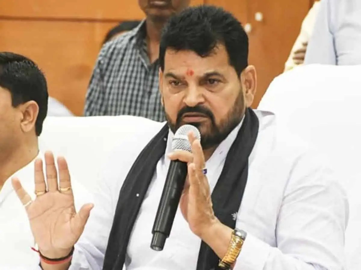 राजनीति के उतार-चढ़ाव और एक वरिष्ठ नेता की पीड़ा