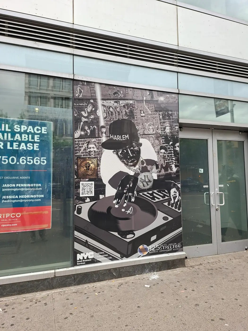 Harlem DJ window splash 6