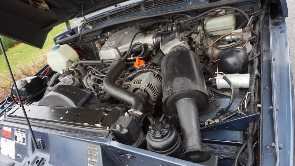 How To Change Hood Struts On Range Rover L322 Mrcarman Range Rover Range The Struts Telephone 44 01752 339871 to order your Land Rover Range Rover Alternator.