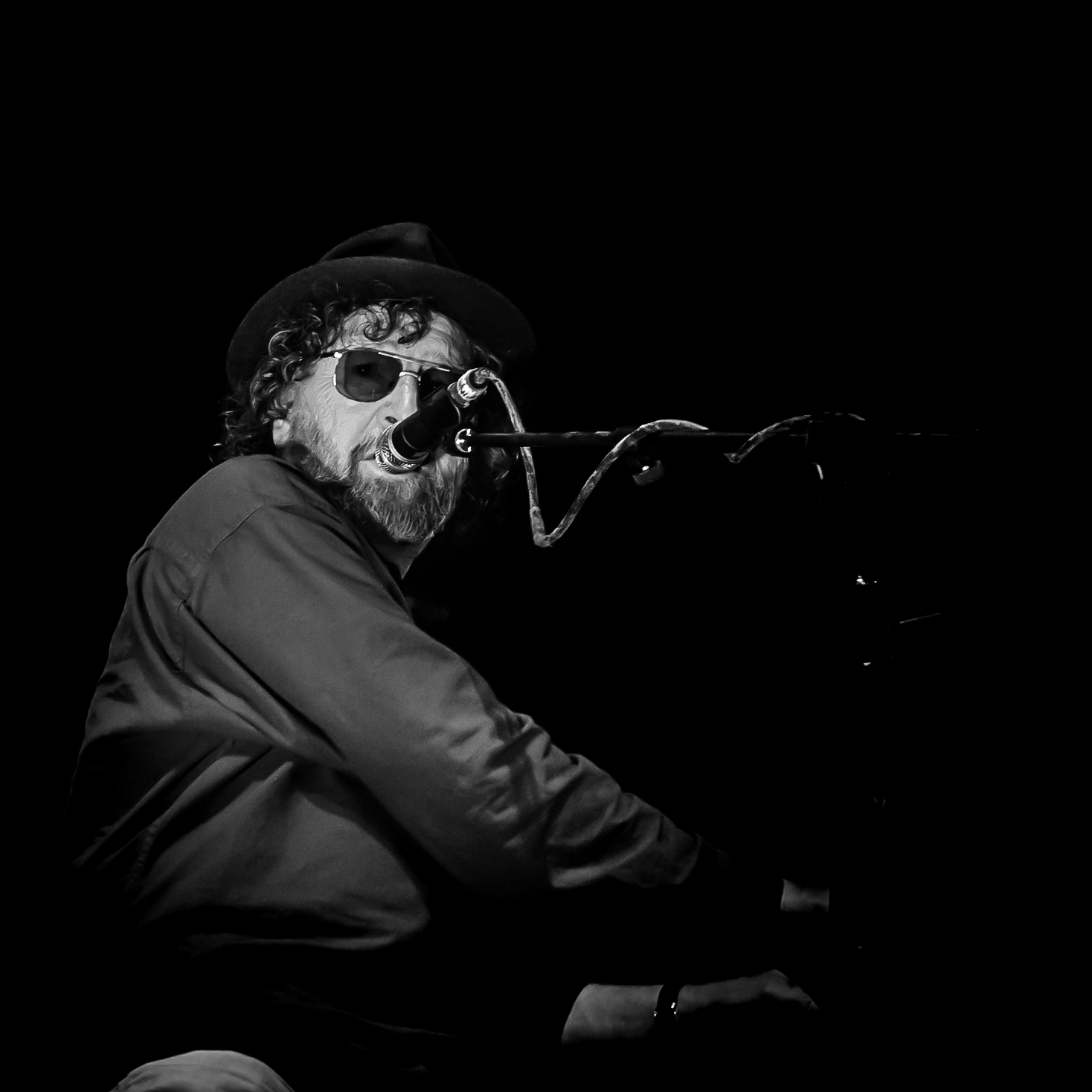 Charles “Chas” Hodges. 1943 - 2018