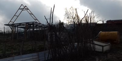 Giant roof