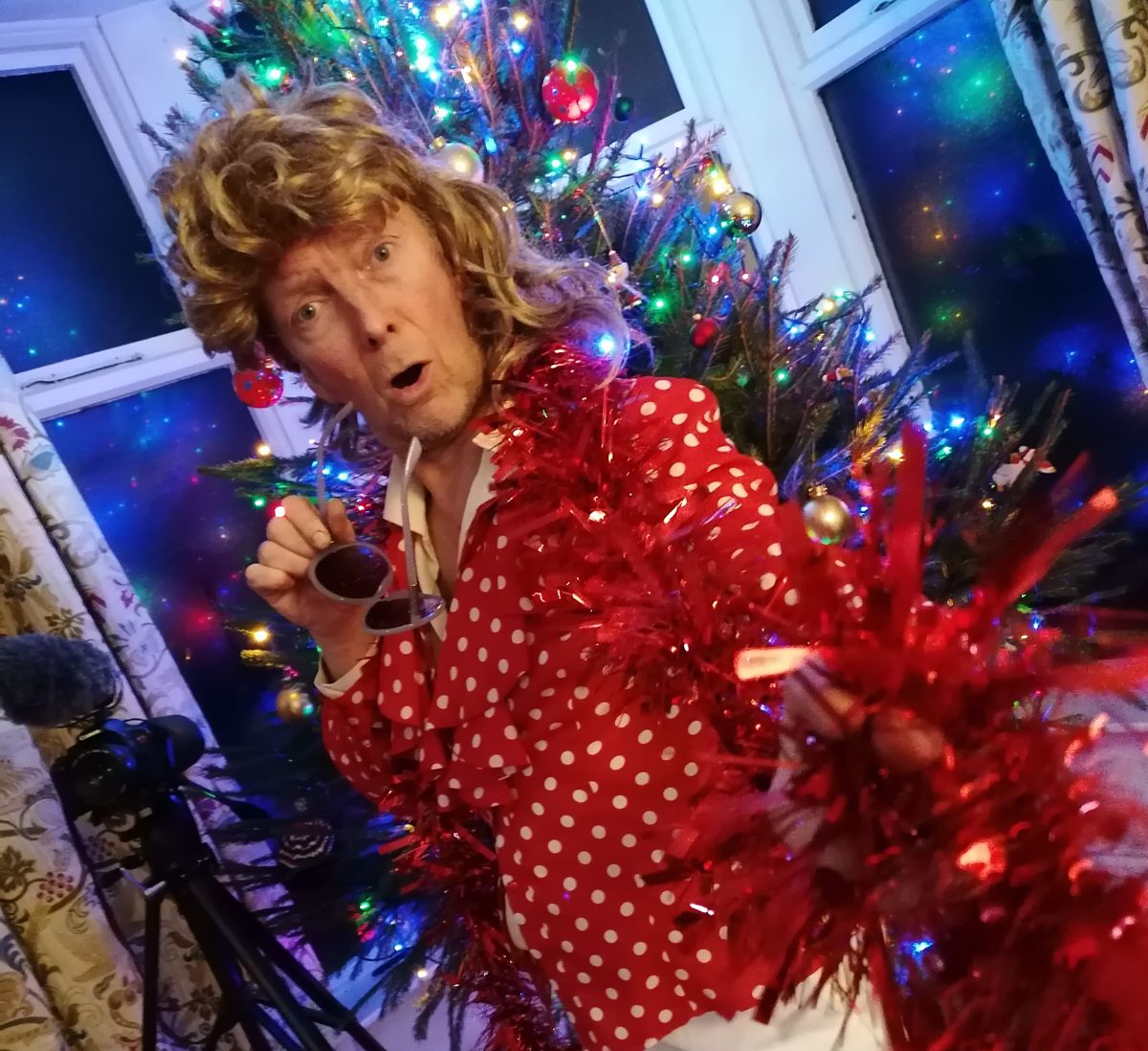 M C Saga gets Christmassy