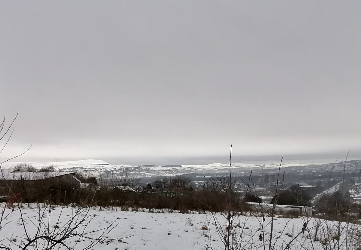 Pendle - white and sultry grey