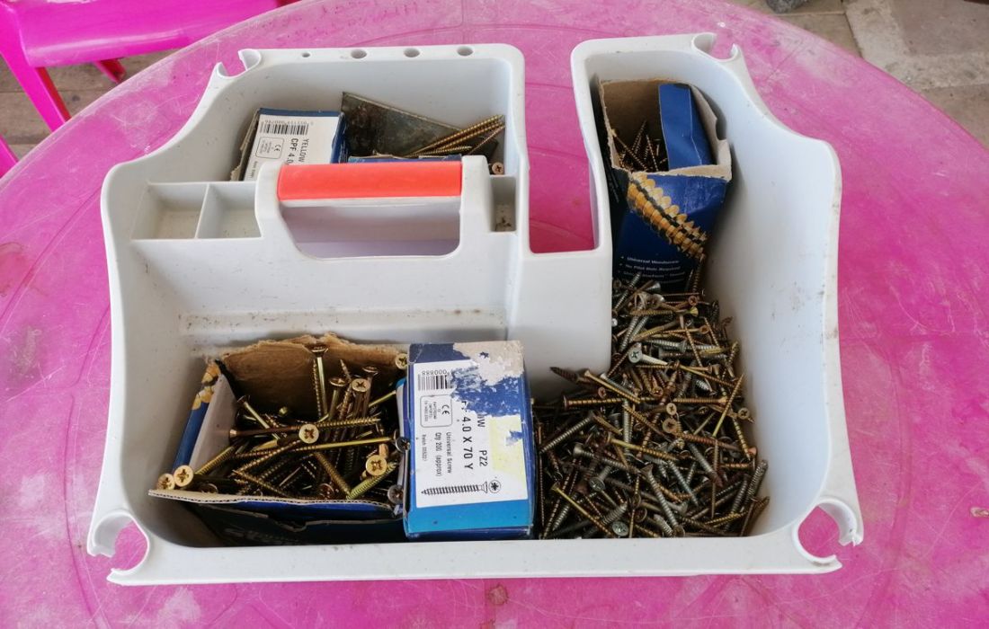 Screws tidied – revolutionary. Screws tidied - revolutionary.