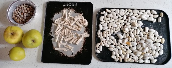 Apples, horse radish and beans