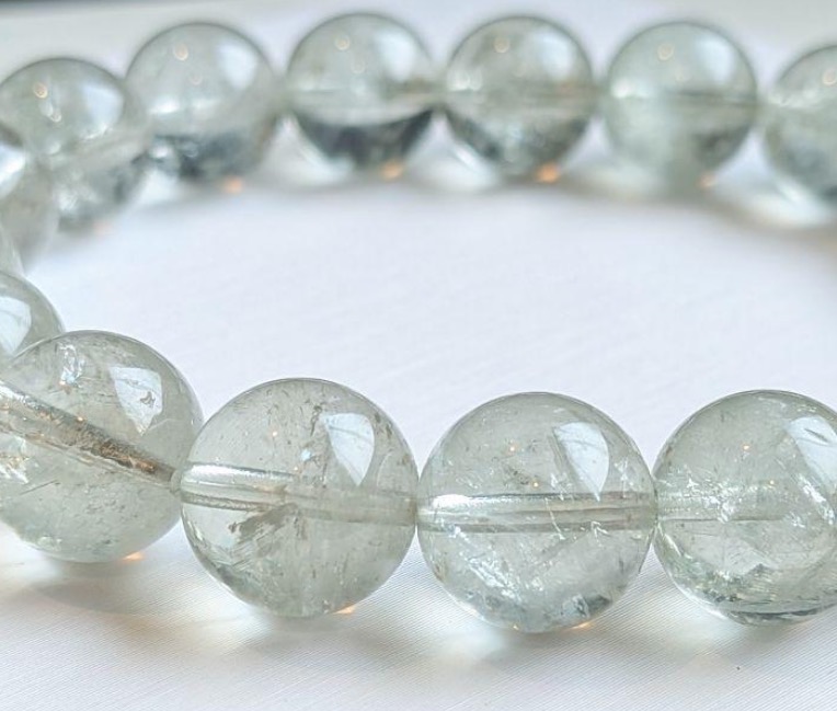 【プラシオライト】（緑色の水晶）アメジストを加熱して作成！