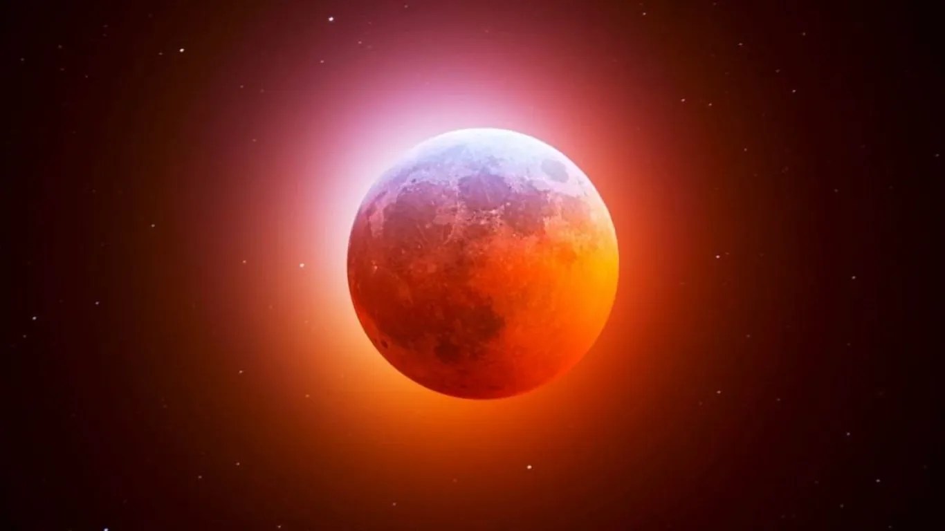 चंद्र ग्रहण 2025: भाद्रपद पूर्णिमा पर रात 9:56 से शुरू होगा ग्रहण, जानें क्या करें-क्या न करें!