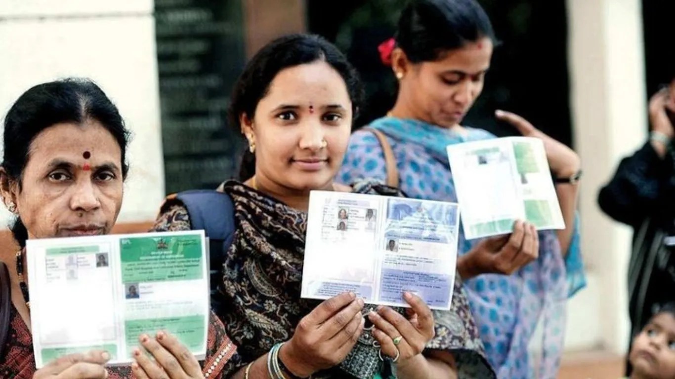 Ration Card: पानीपत में राशन कार्ड पर कैंची, बिजली बिल ज्यादा तो किसी की कार के चलते कटा कार्ड