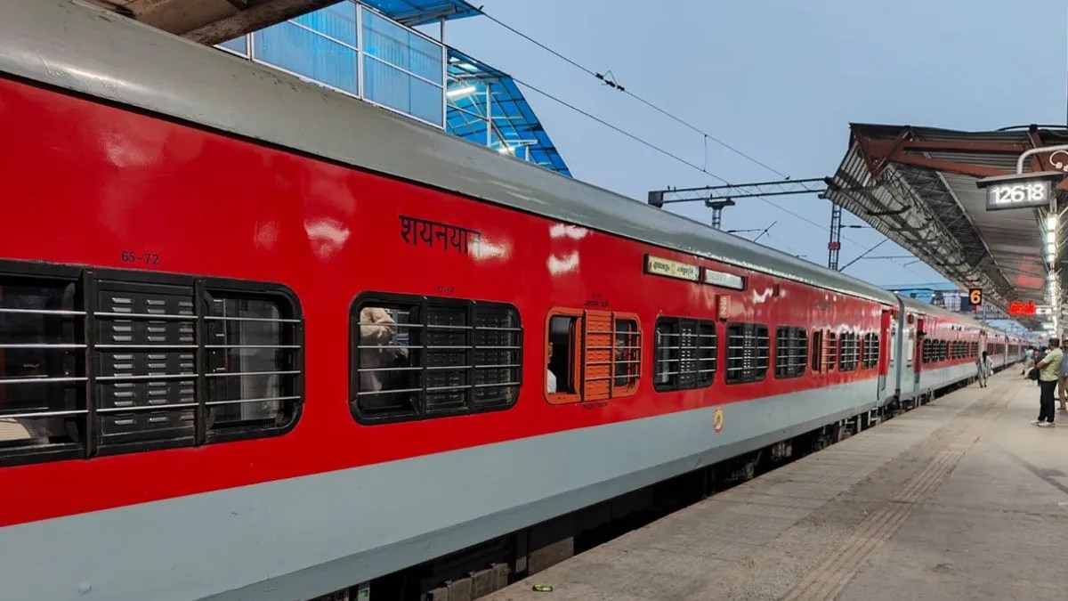 हिसार को रेलवे की बड़ी सौगात: 12 मई से स्थायी होगी काकीनाडा-हिसार एक्सप्रेस, देखें नया शेड्यूल