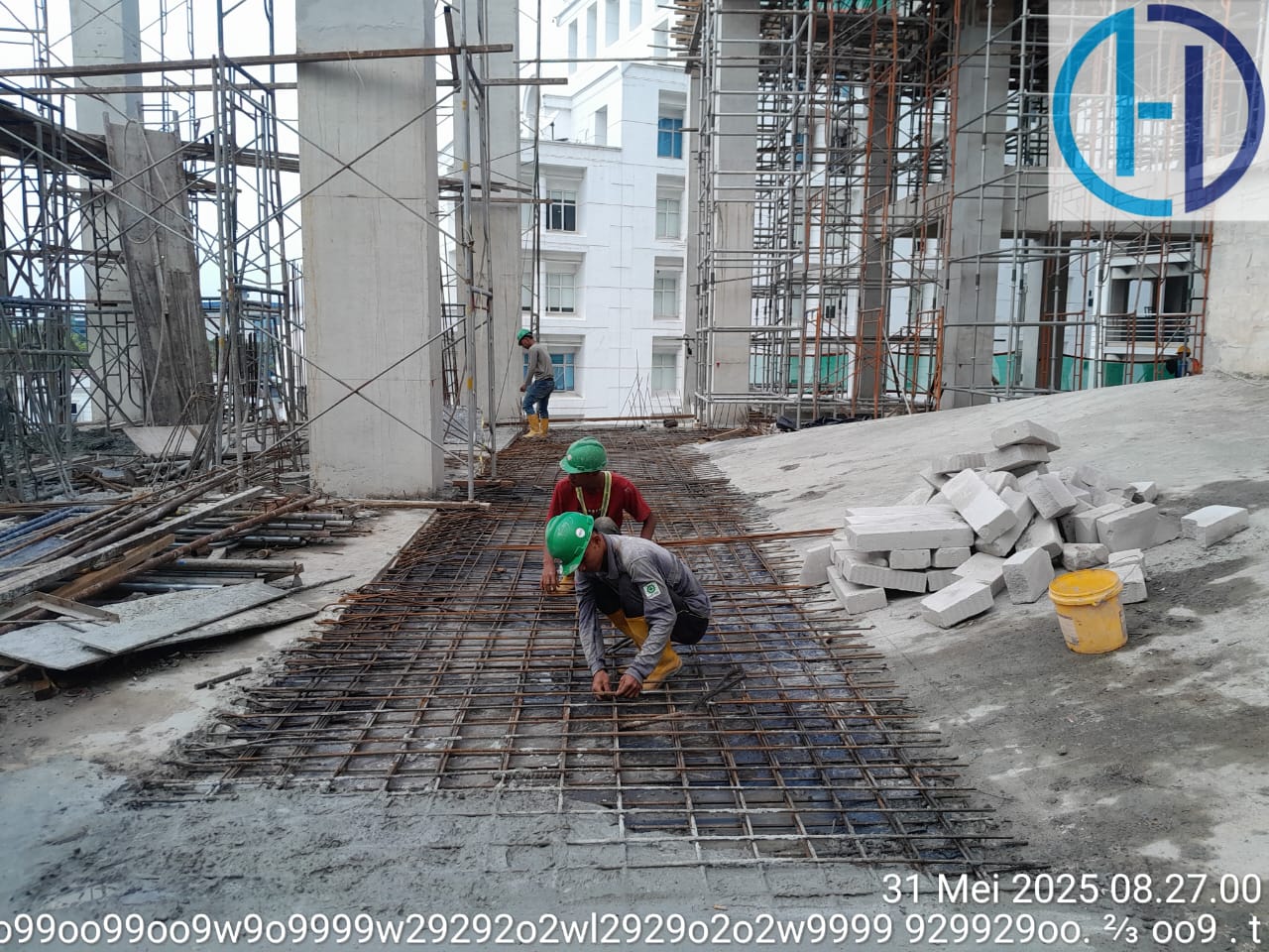 Cara Menghitung Kebutuhan Beton untuk Lantai Kerja Proyek Konstruksi