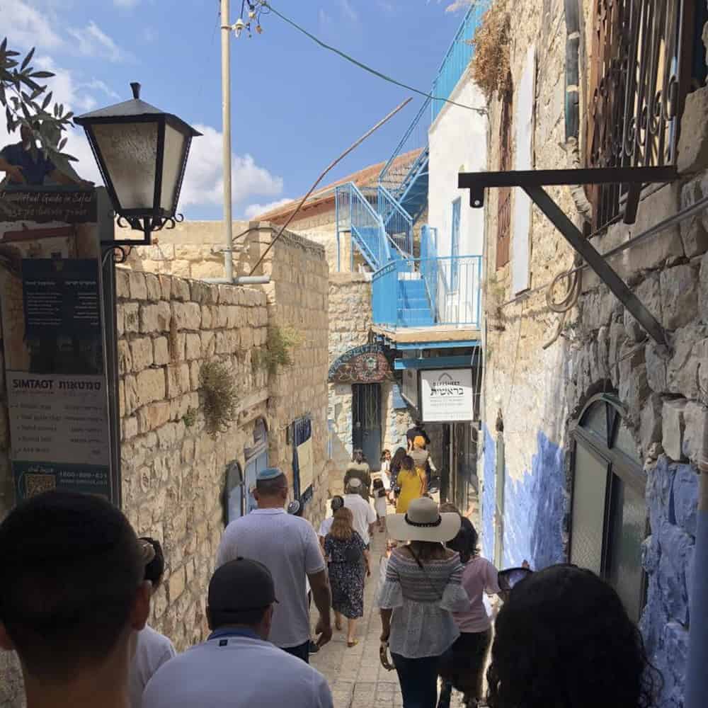 בר1