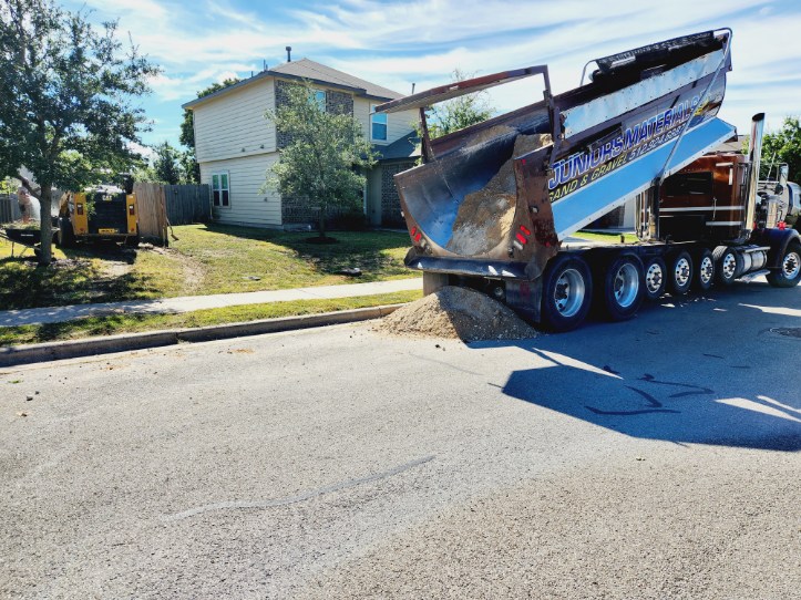 Best hauling and material contractor austin tx