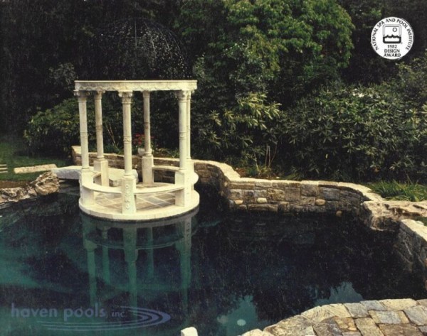 In-Pool Gazebo: 