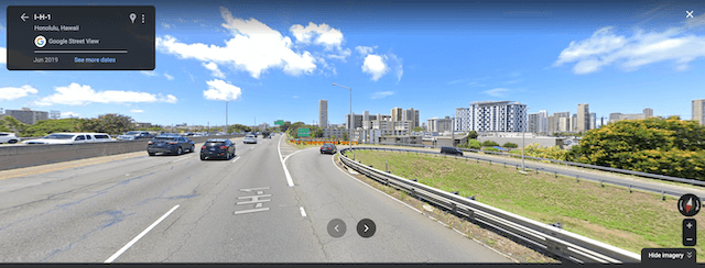 ハワイ、高速道路から私道に出る際の事故。注意してください。