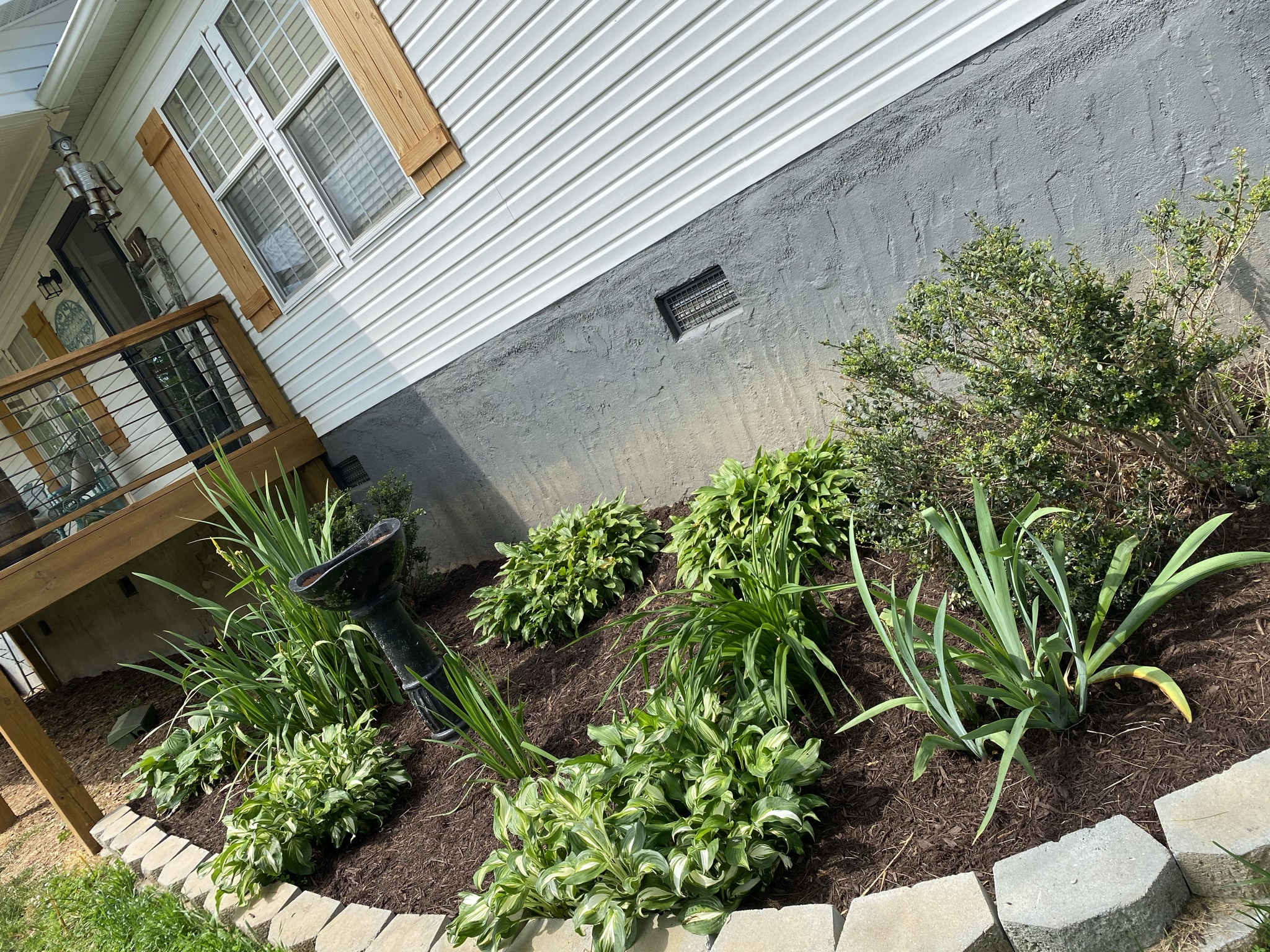 mulching, landscaping, lawncare