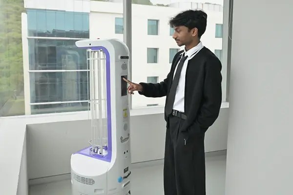 Haystack Robotics Raises US$3.95M Series A for Hospital Disinfection Robots