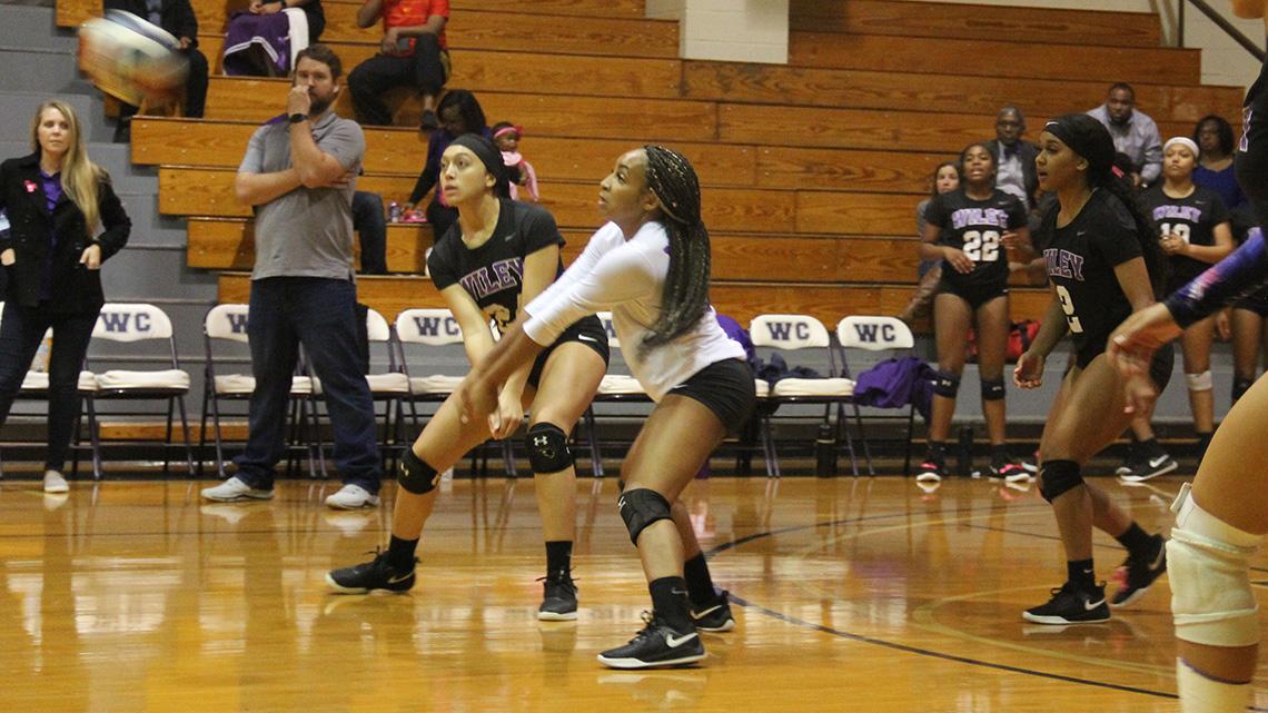 Surging coronavirus cases in Texas force Wiley College to shut down