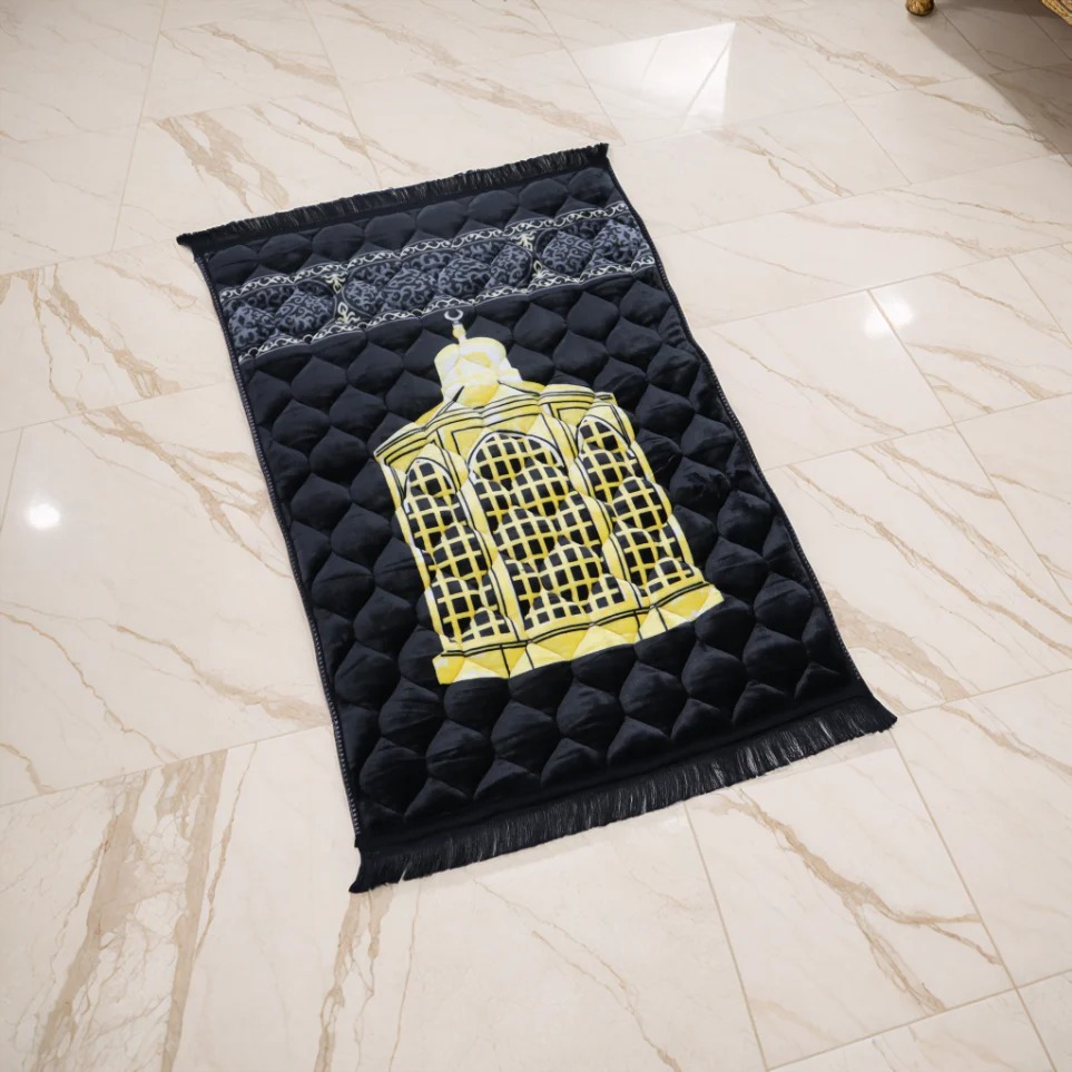 Quilted prayer mats Black Majesty