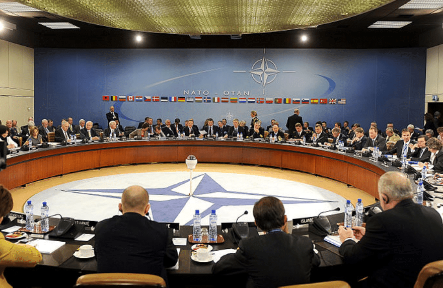 Im vergangenen jahr zahlte die brd rund 54. New Horizons Finding A Path Away From Nato S De Solidarisation Hcss