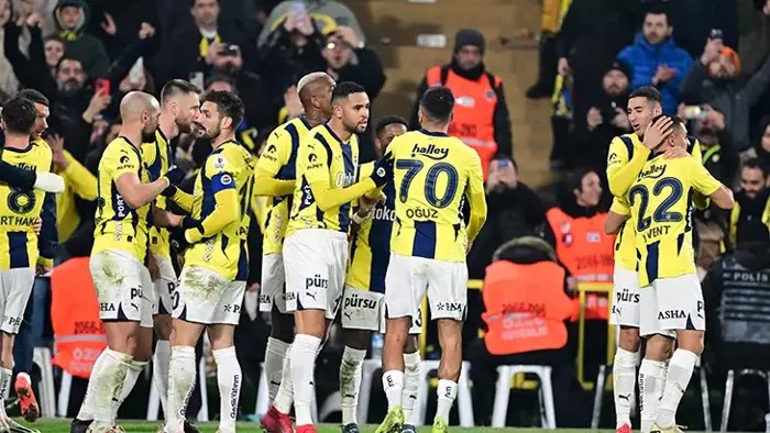 Fenerbahçe’de büyük gerginlik! 8 oyuncu takımdan ayrılıyor…
