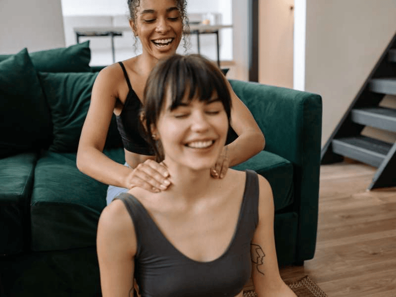 Professional massage treatment supporting relaxation and circulation