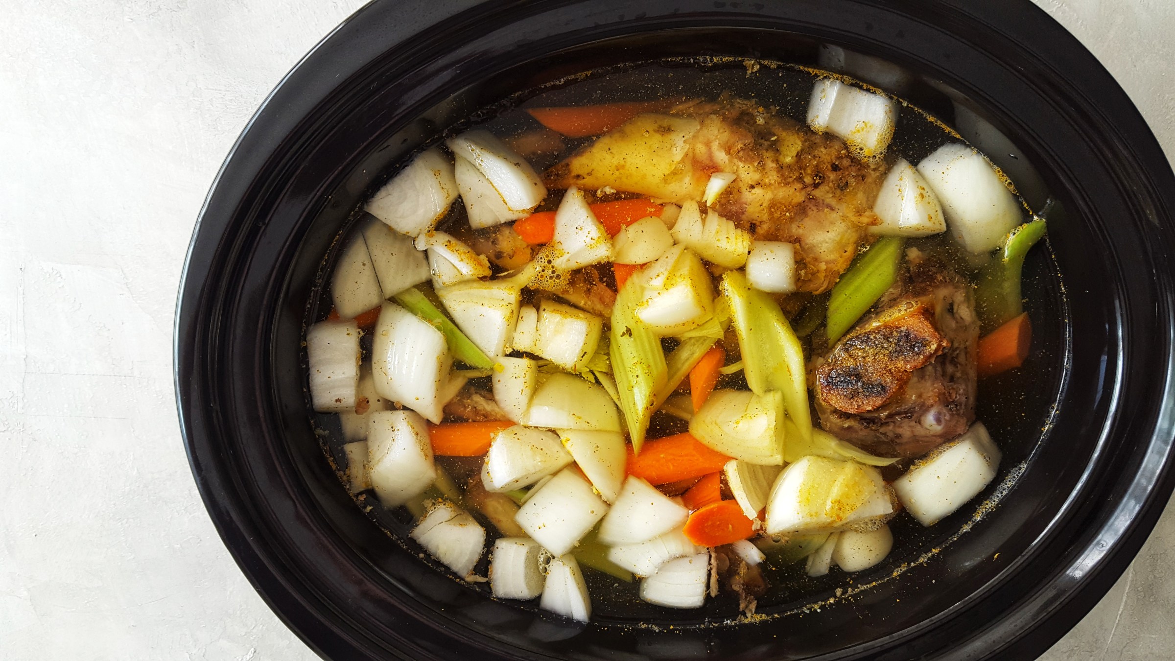 Easy Homemade Bone Broth – Healthy Kitchen Happy Life