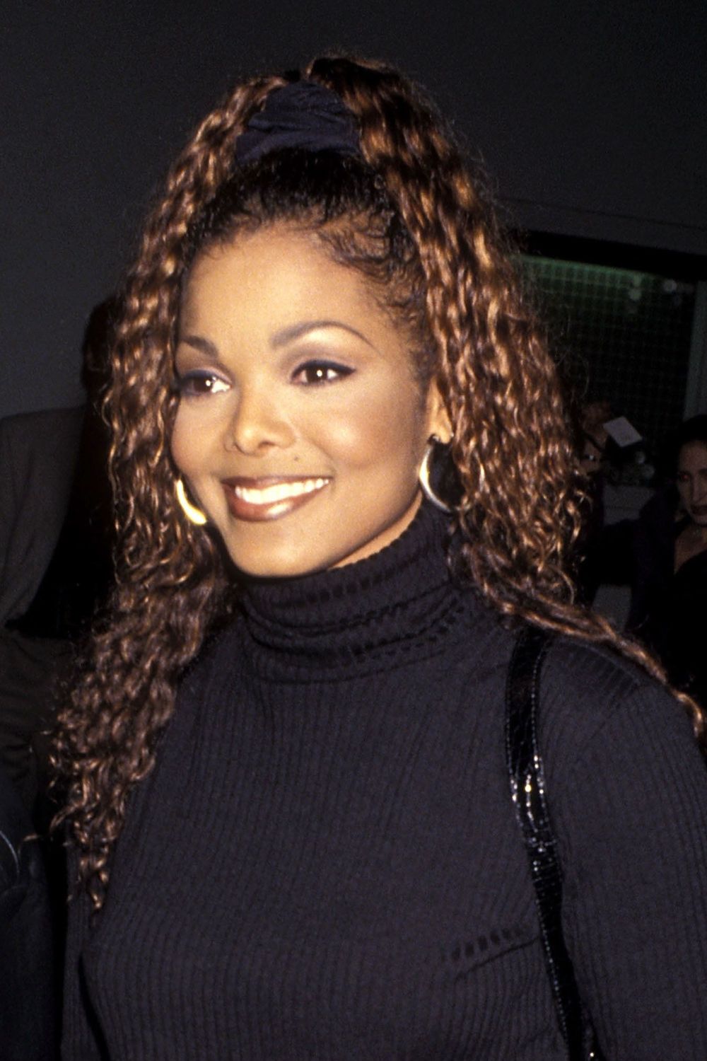 The best 90s hairstyles for women (25+ gallery of styles included