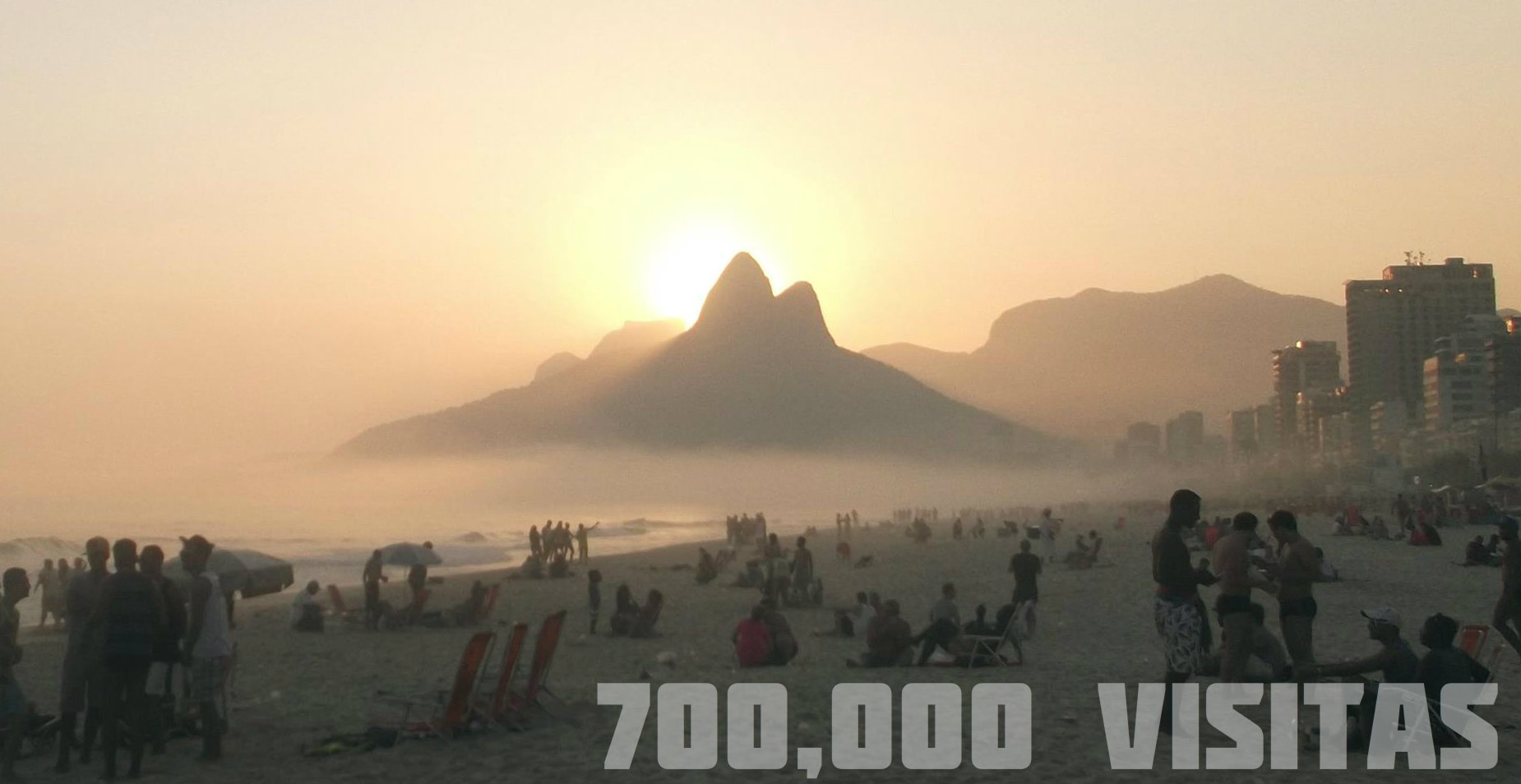 700