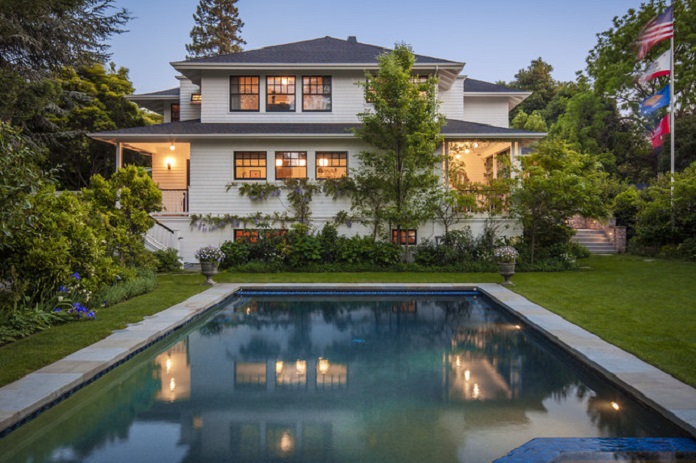 Inside Mark Zuckerberg's Rustic Lake Tahoe Waterfront ...