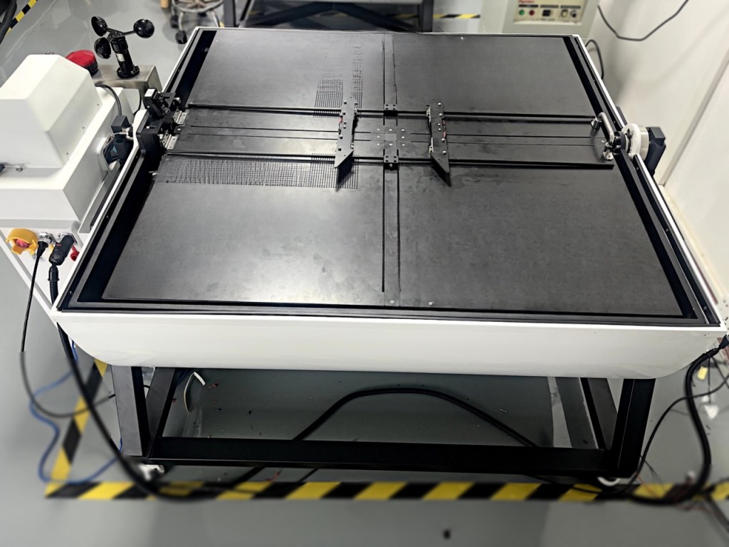  D100 drone charging dock