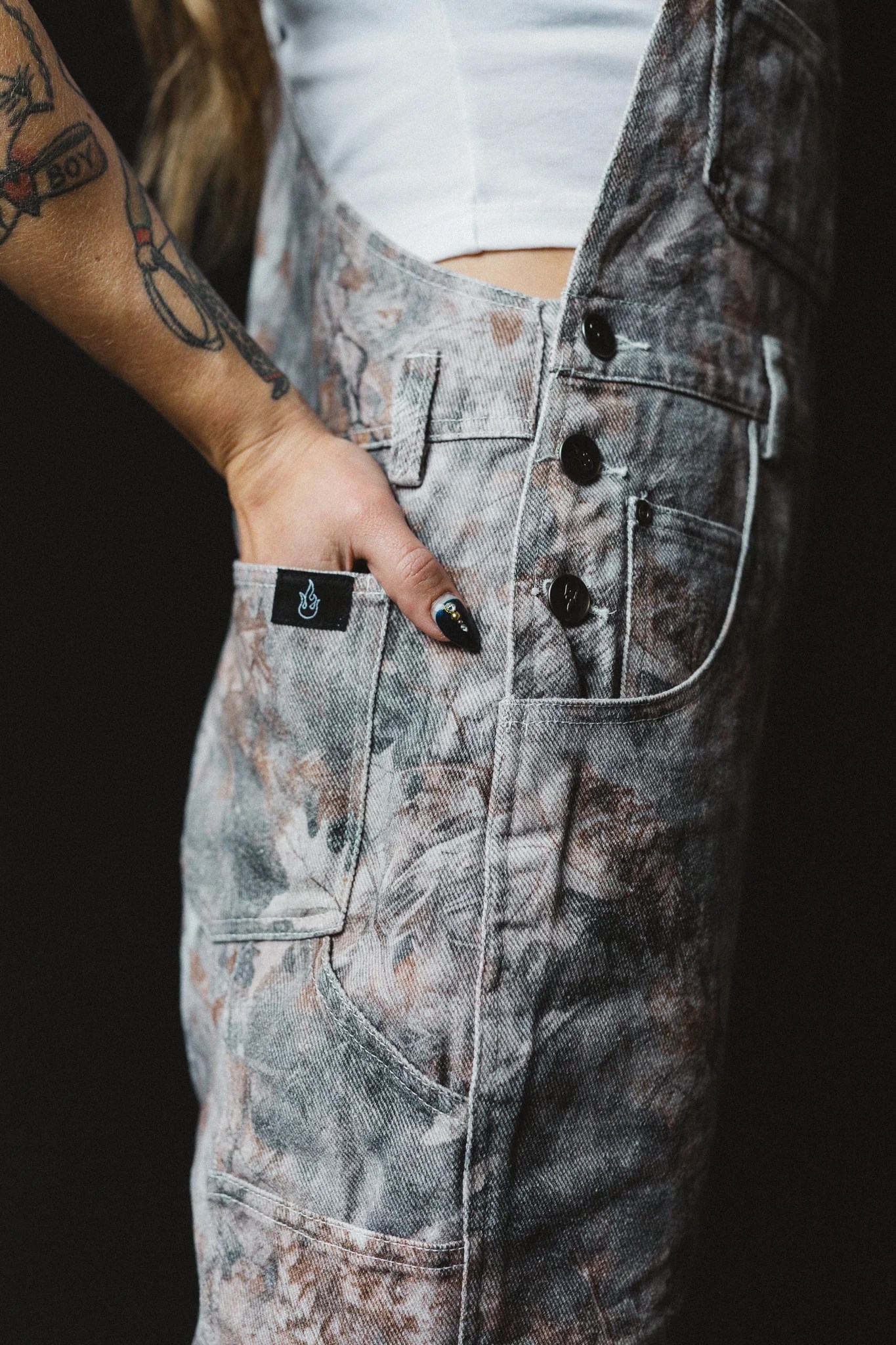 Camo Washed Overalls Hell Babes - Classic Ocean Background - HD