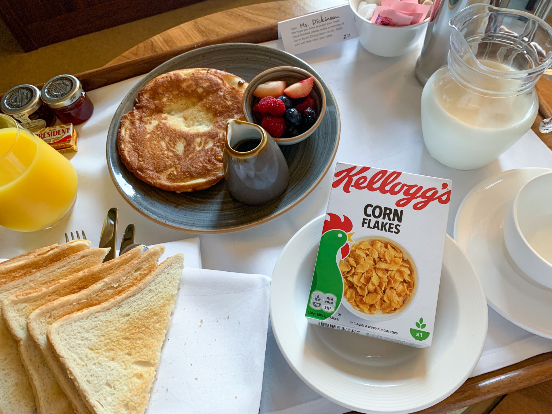 breakfast at the grand