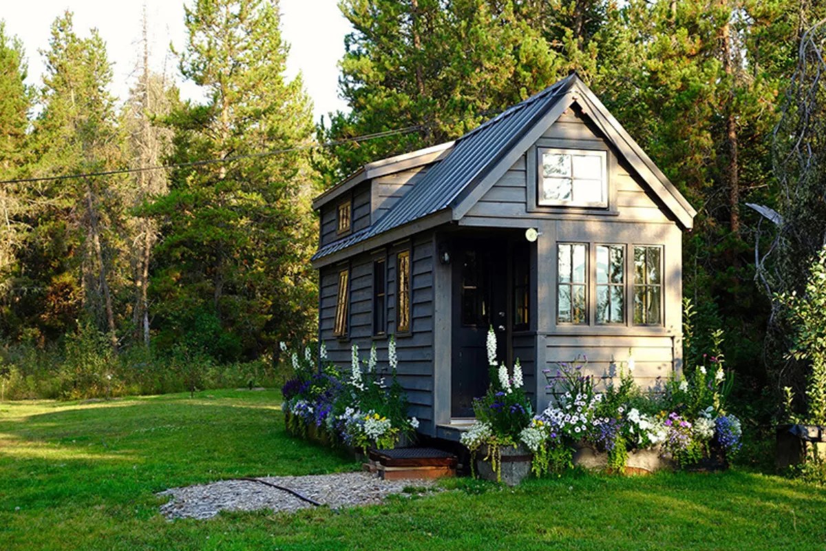 Can You Build an ADU in Wellesley, MA? Zoning Rules, Costs, and What Homeowners Should Know