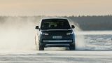 La nuova SUV elettrica di Range Rover subirà un ritardo ma arriveranno nuove anticipazioni