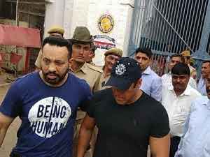 Salman khan reached Mumbai   Latest picture from Jodhpur central jail