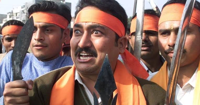 Bajrang Dal Opposes New Year Celebration in Bengaluru, Shiv Sena Supports in Mumbai