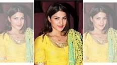 Mumbai : Mumbai Actress Reha Chakroborty and Her Family Booked in Sushant Singh Suicide Case by CBI, Probe Begins