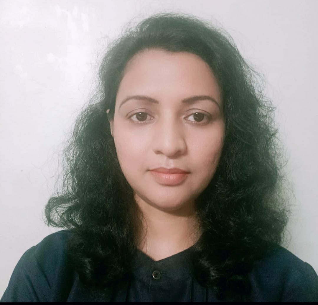 Seema Khandagale Pune based PR Person looks for 53 year old photograph of film director Steven Spielberg in Nehru jacket on his birthday on 18 December