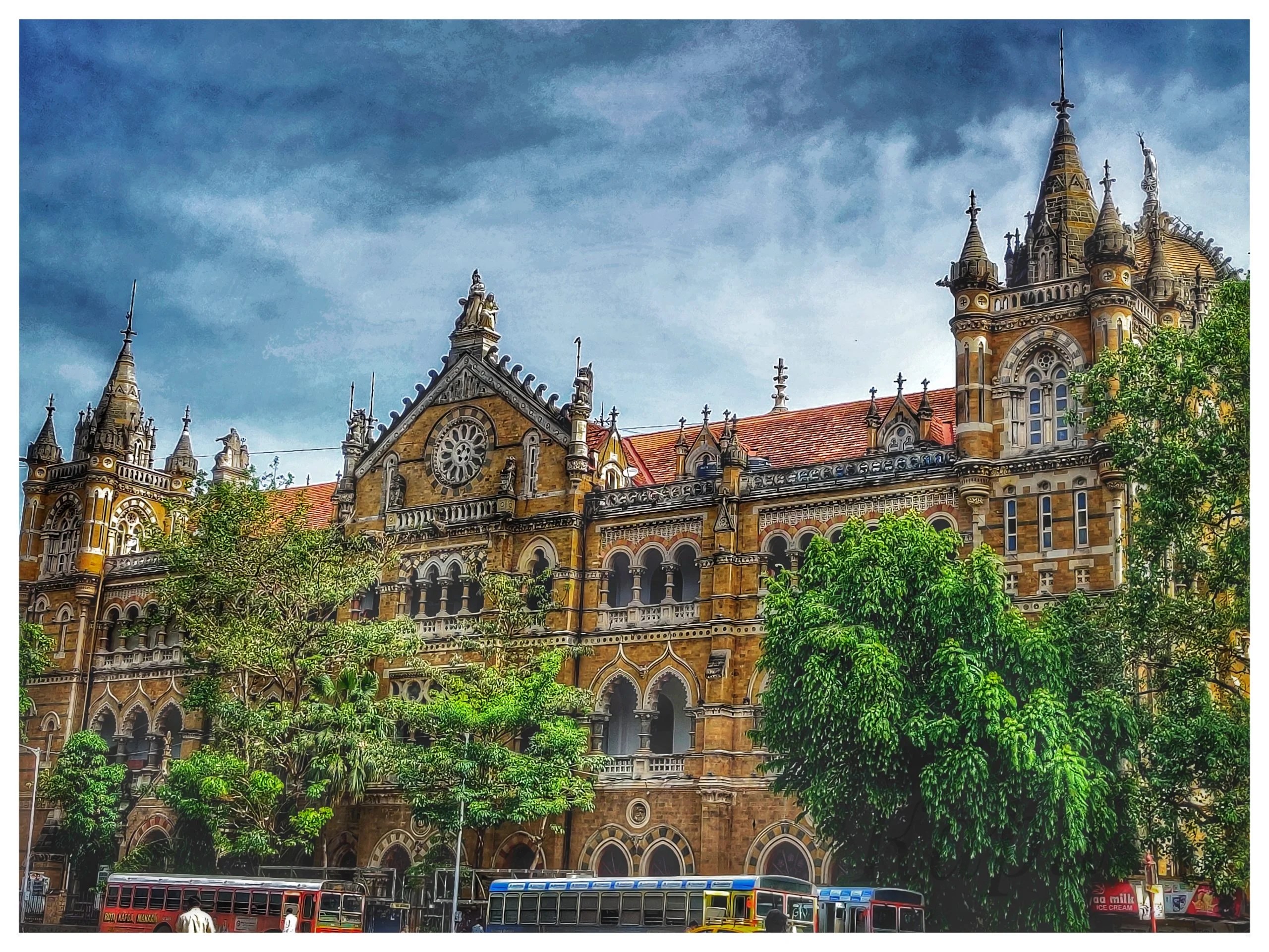 RLDA successfully conduct Pre Bid Meeting for the redevelopment of CSMT Station, Mumbai