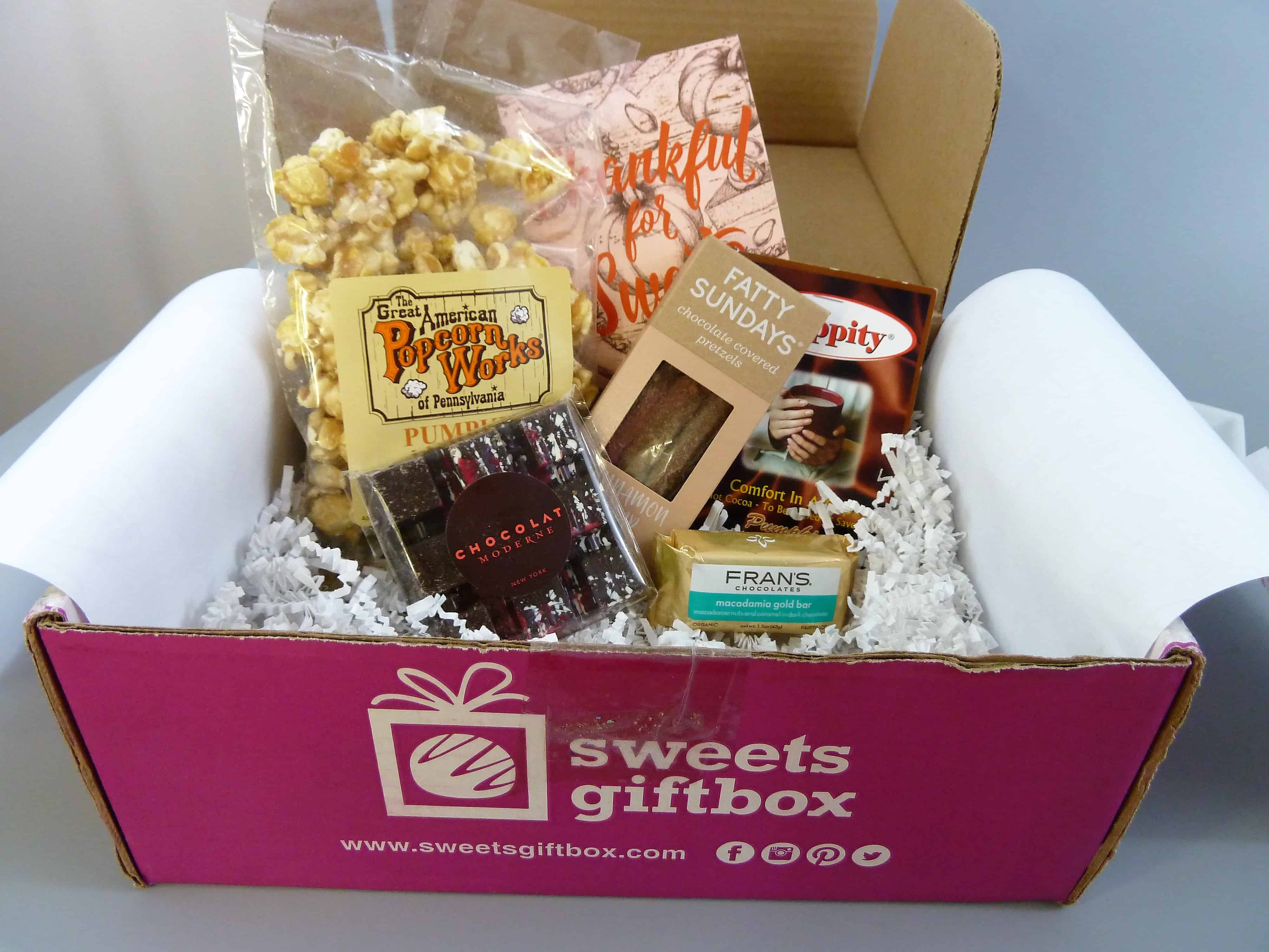 Sweets Gift Box Hello Subscription - Premium Dark Design Gallery - Mobile