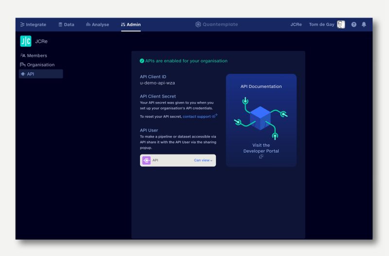 Quantemplate Admin - Premium Dark Picture Gallery - HD