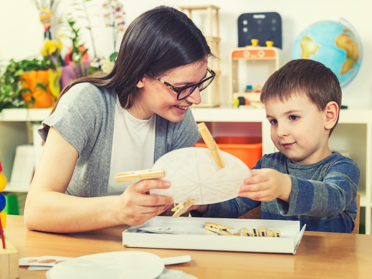 Le 10 Attività Educative Da Fare A Casa Con I Bambini - Helpcode Italia 900_x_1200_jpg
