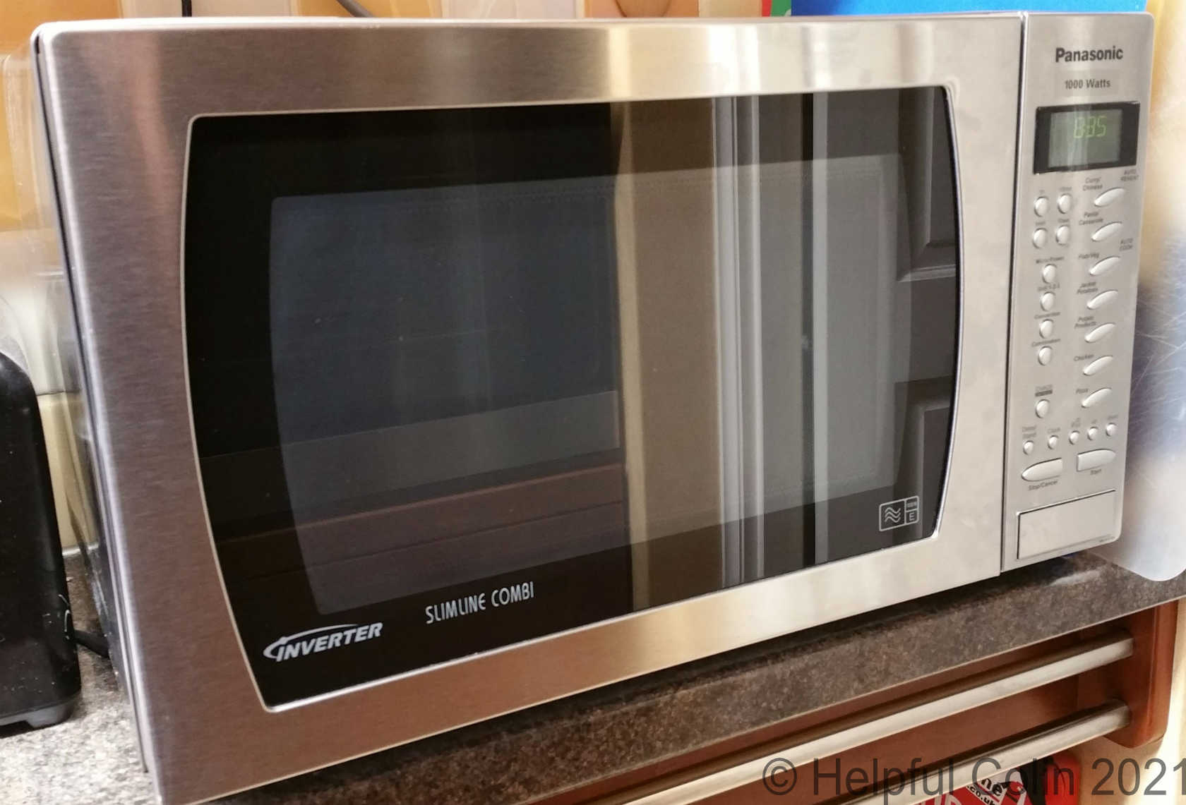 what does an inverter do in a microwave oven