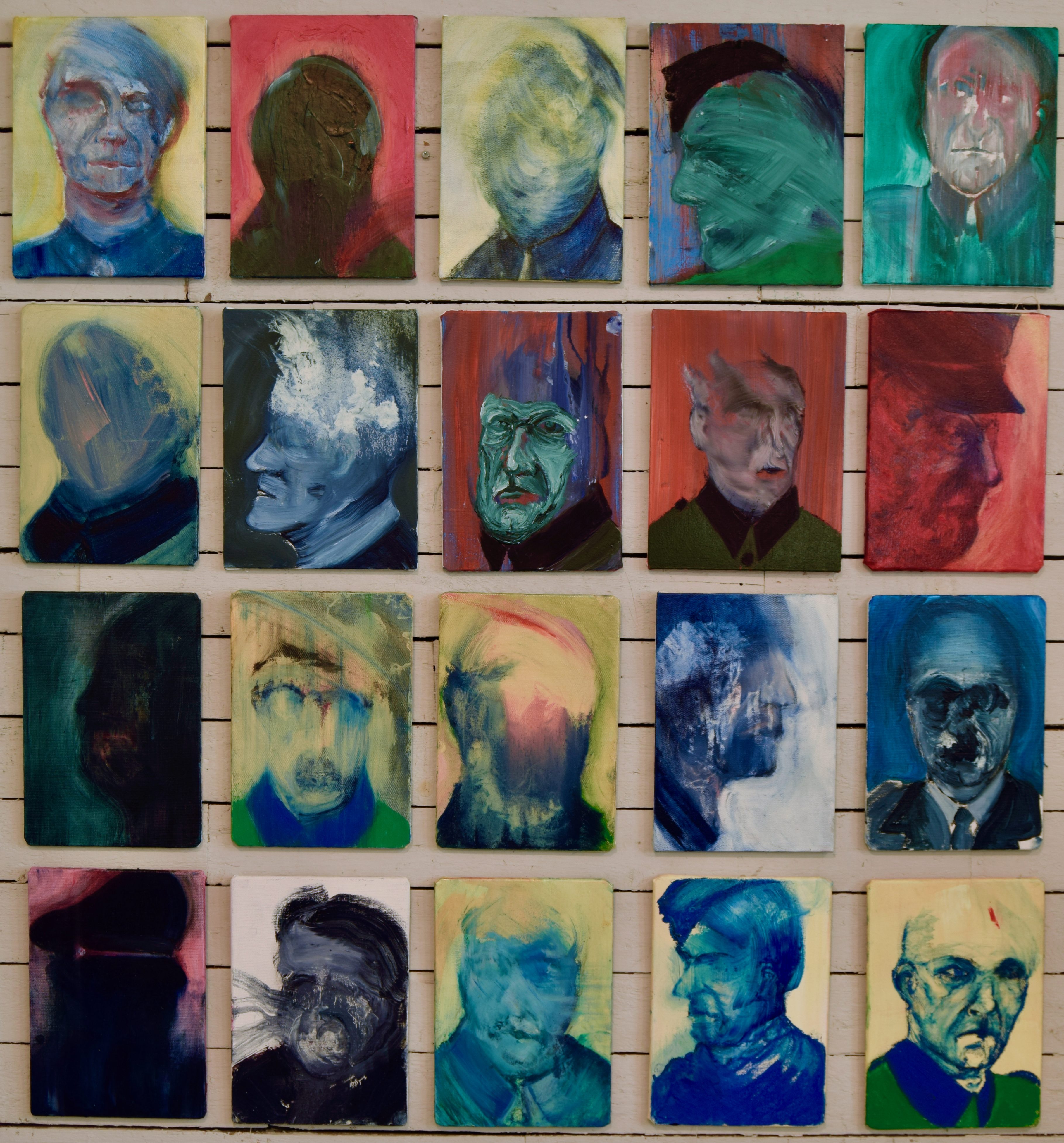 Bellum I-XX, 2020, öljy kankaalle / oil on canvas, 31,5 cm x 22 cm.