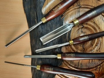 Hamlet Gouges Henry Taylor Tools - Premium Dark Texture Gallery - High Resolution